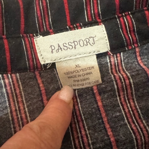 Women’s long sleeve button up shirt sz XL - Picture 3 of 4